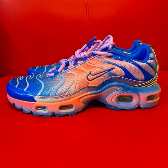 Nike Shoes - Sneakers